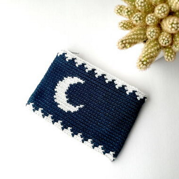 Tapestry Crochet Zipper Pouch Moon photo tutorial
