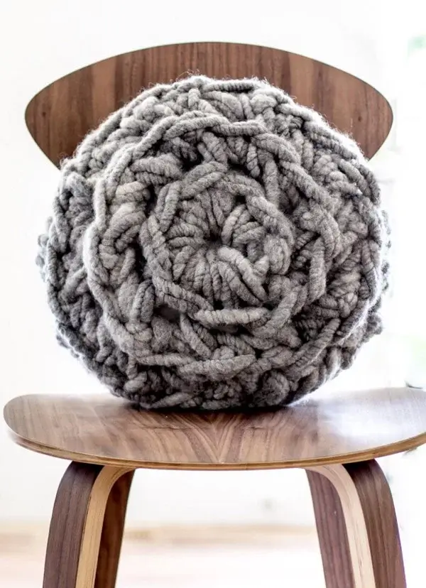 Chunky Hand Crochet Round Pillow Pattern