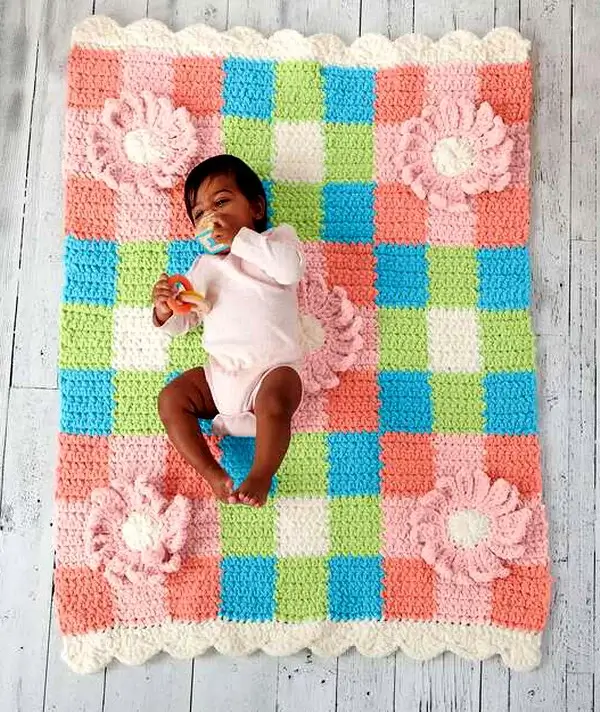 Gingham And Flowers Crochet Baby Girl Blanket Pattern