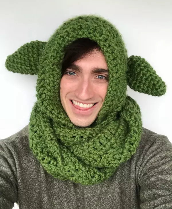 Crochet Yoda Scoodie Pattern