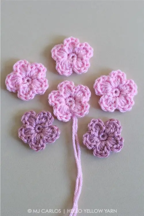 Simple Crochet Flower – Pattern and Tutorial