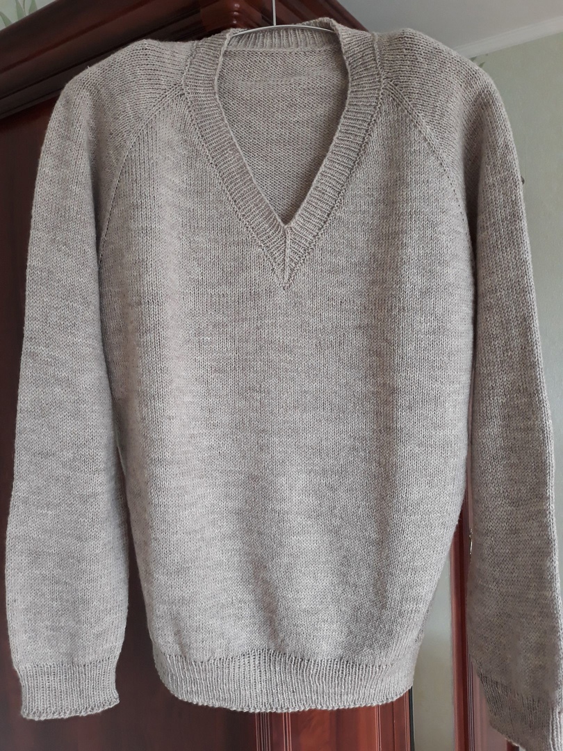 Men's pullover