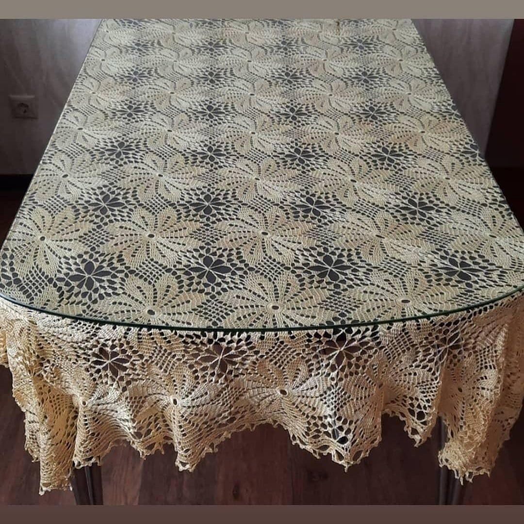 The tablecloth is knitted from YarnArt yarn - TULIP