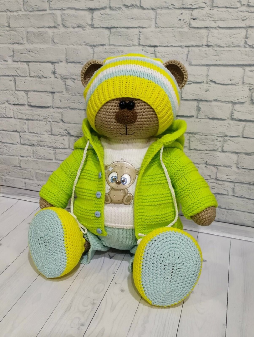 Teddy bear crocheted