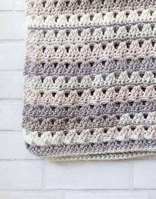 Alissa Easy Crochet Throw Blanket