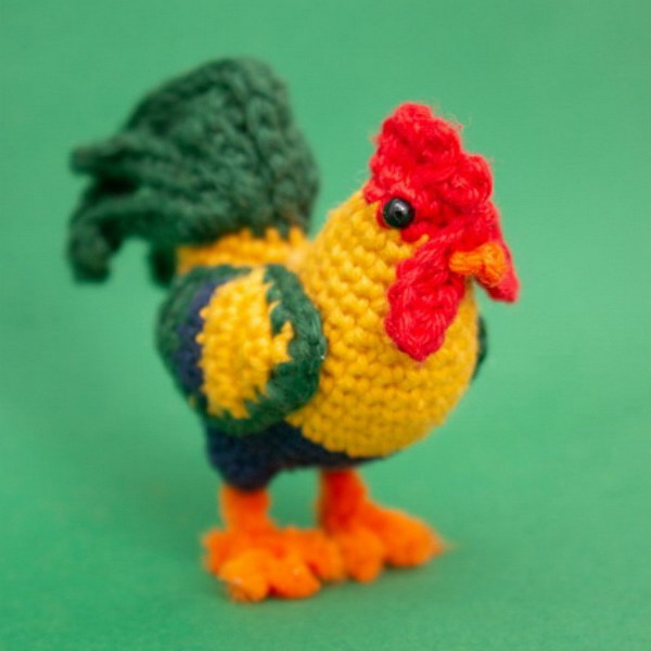 Little Rooster Free Crochet Pattern