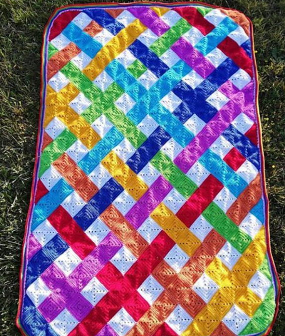 Modern weave throw crochet pattern