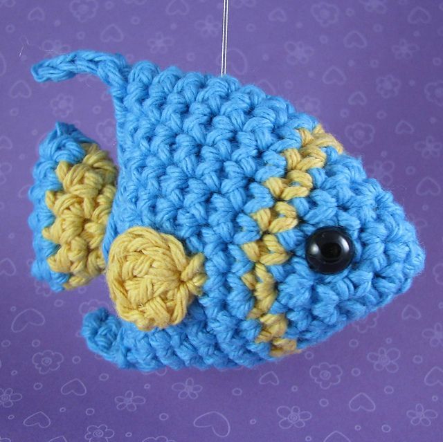 Free crochet fish pattern