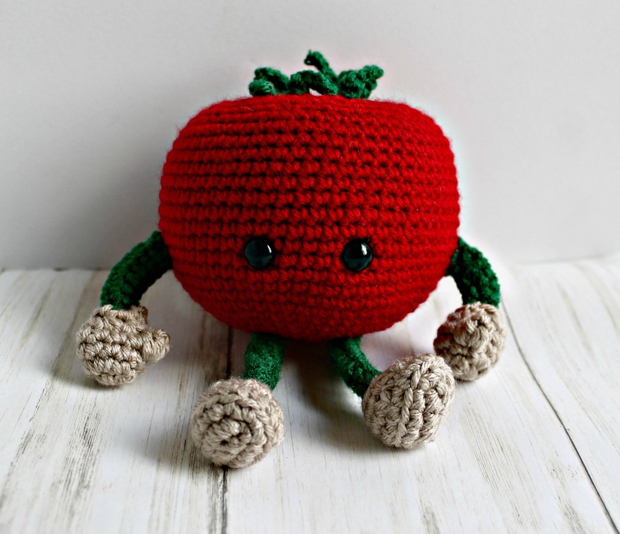 Crochet tomato pattern