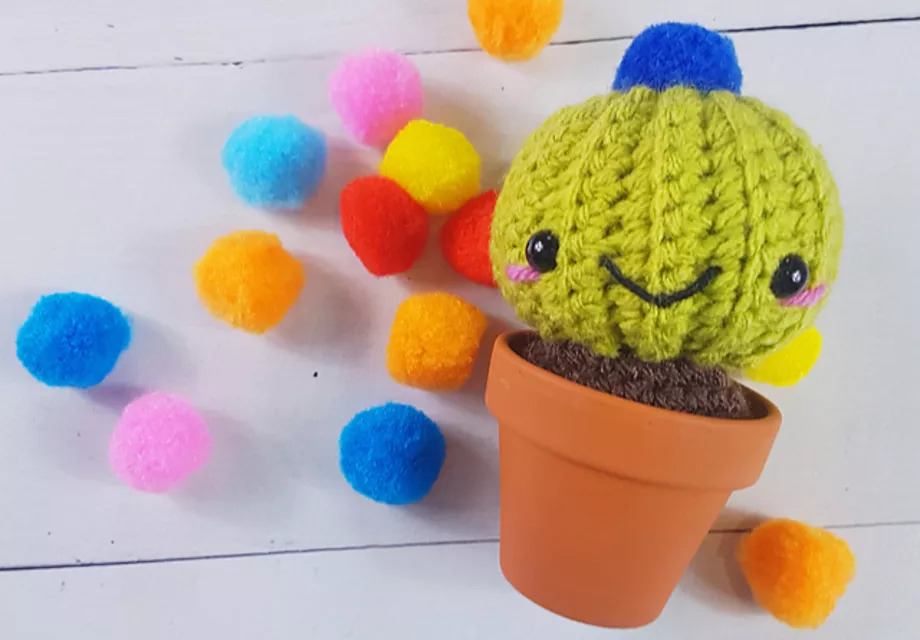 Chubby Cactus Free Crochet Video Tutorial