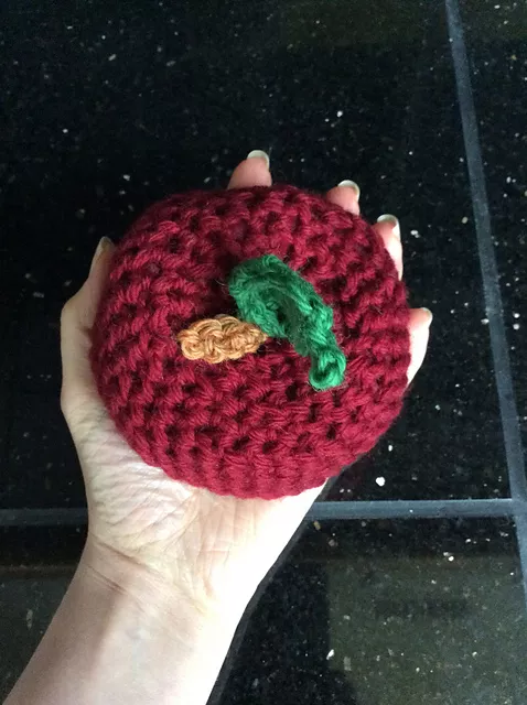 Amigurumi Apple Free Crochet Pattern