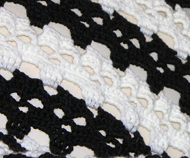 lost-souls-skull-blanket-pattern-weave-crochet