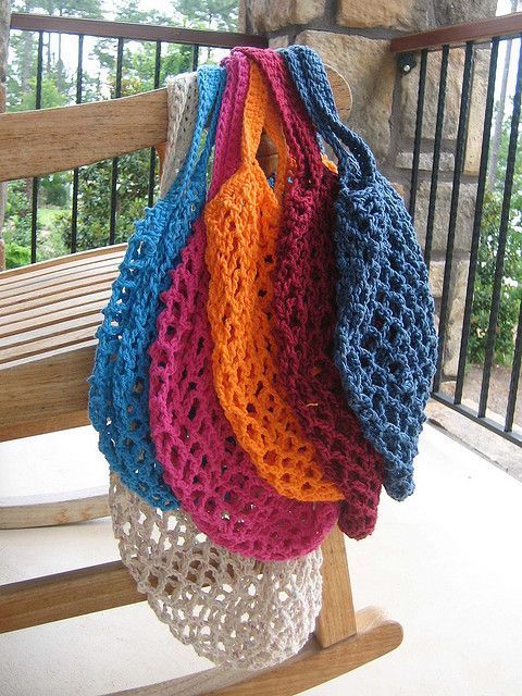 Free reusable crochet grocery bag pattern