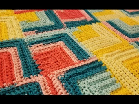 Crochet mitred square