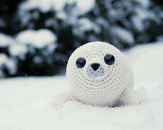 Amigurumi baby seal