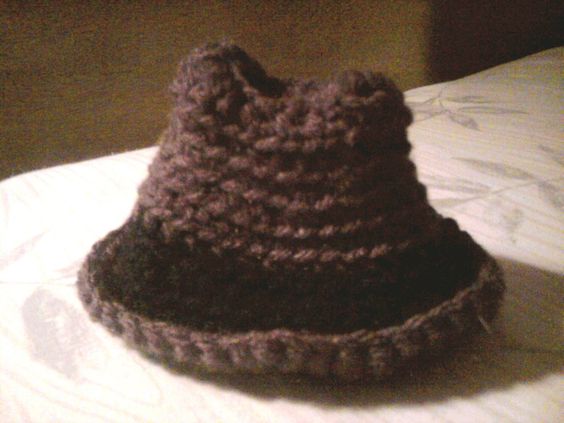 Detective hat pattern