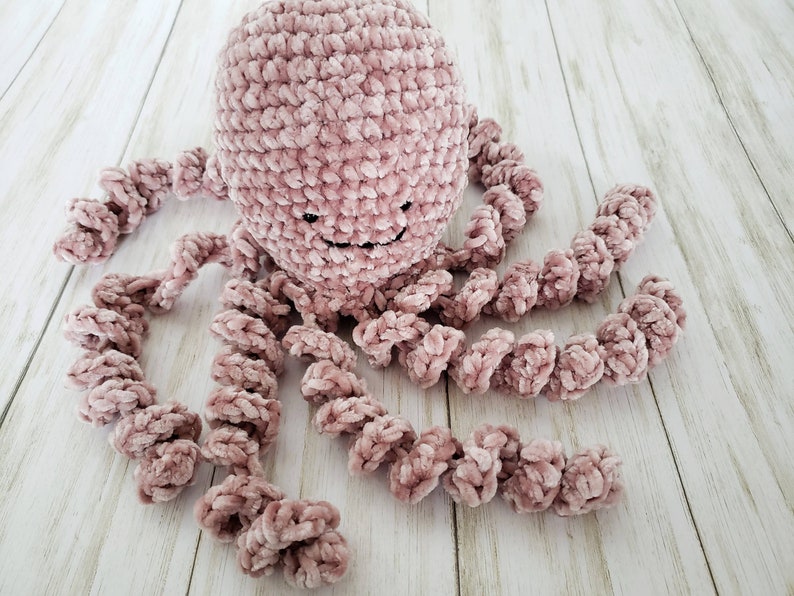 Octopus plush crochet pattern