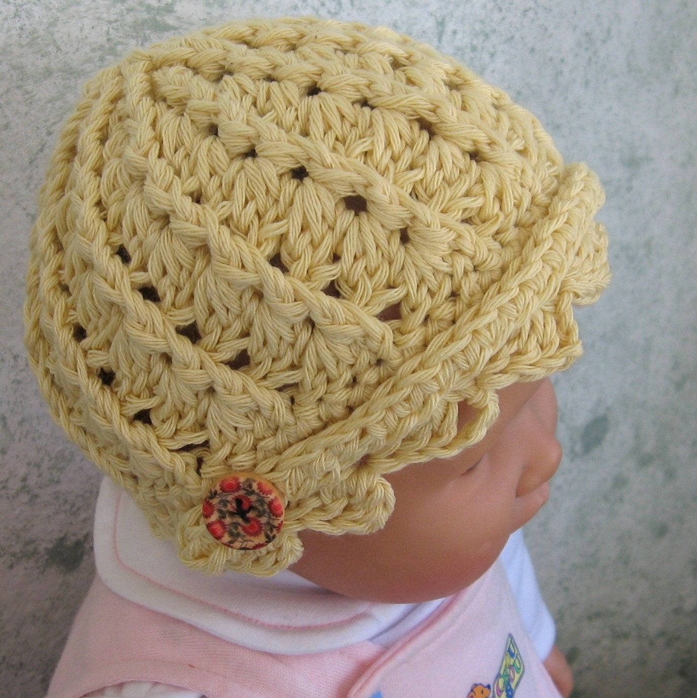 Crochet spiral hat