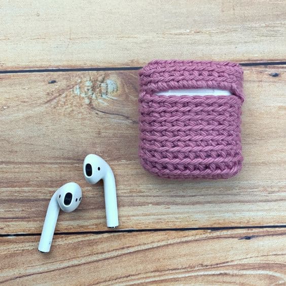 Crochet airpods case free pattern