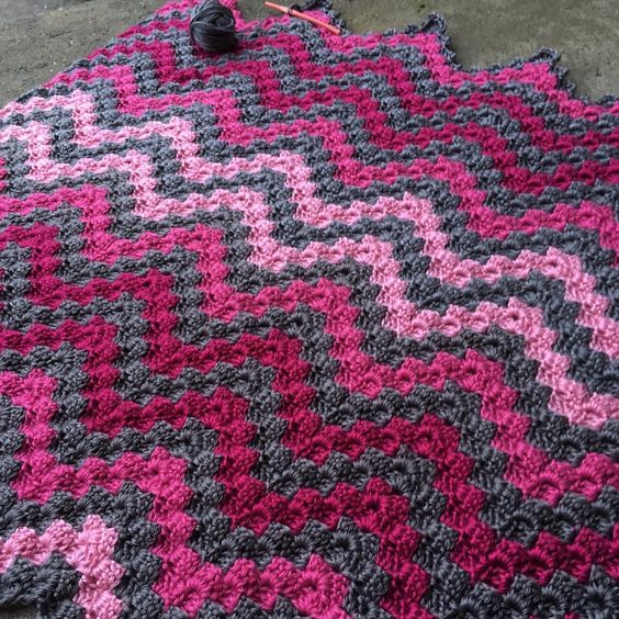 Vintage rippling blocks crochet pattern