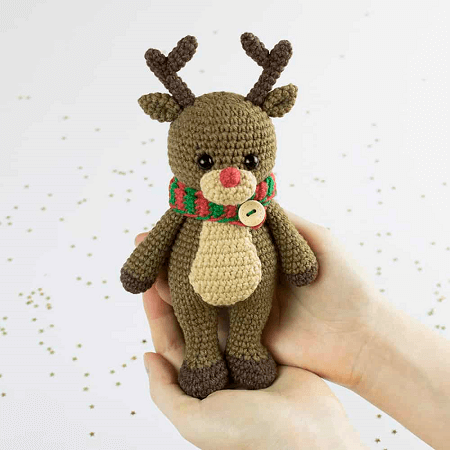 Cuddle Me Reindeer Crochet Pattern By Amigurumi Today