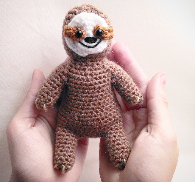 Free Crochet Pattern for a Sloth Amigurumi