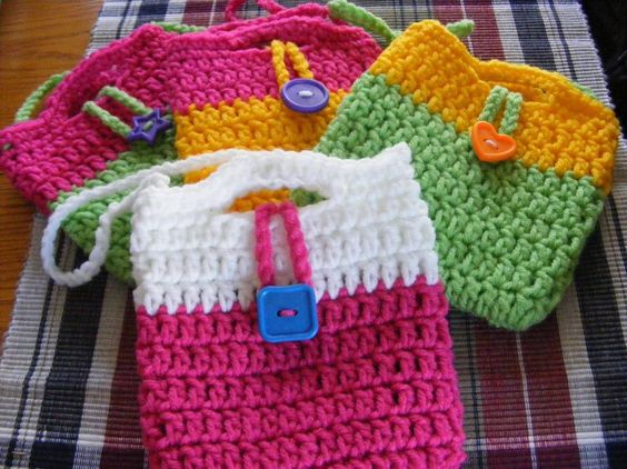 Little girl crochet purse free pattern