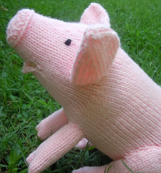 Free pig knitting pattern