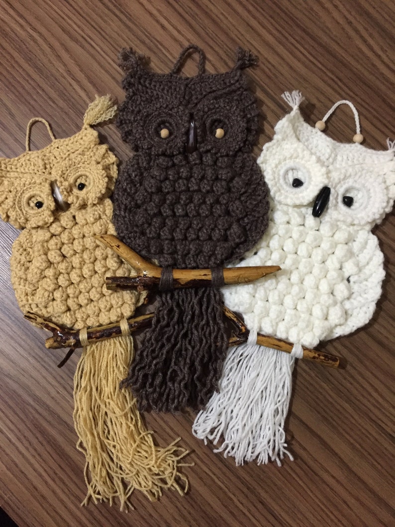 Crochet owl wall hanging