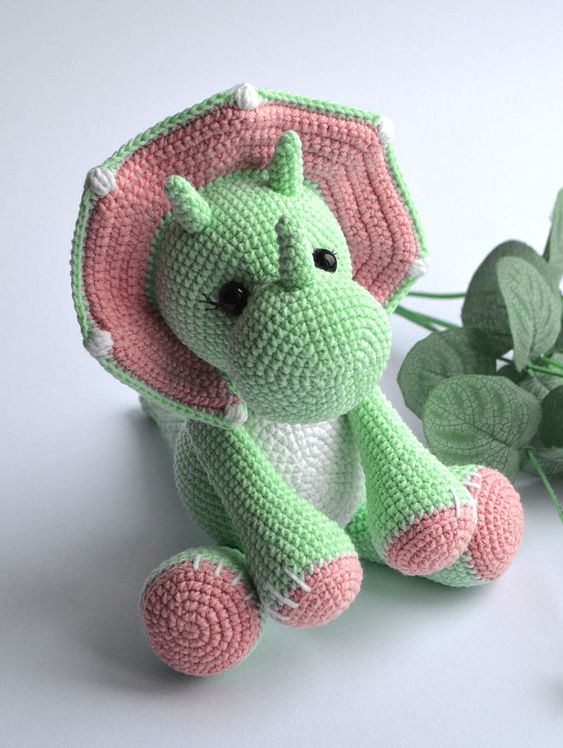 Amigurumi dinosaur free pattern