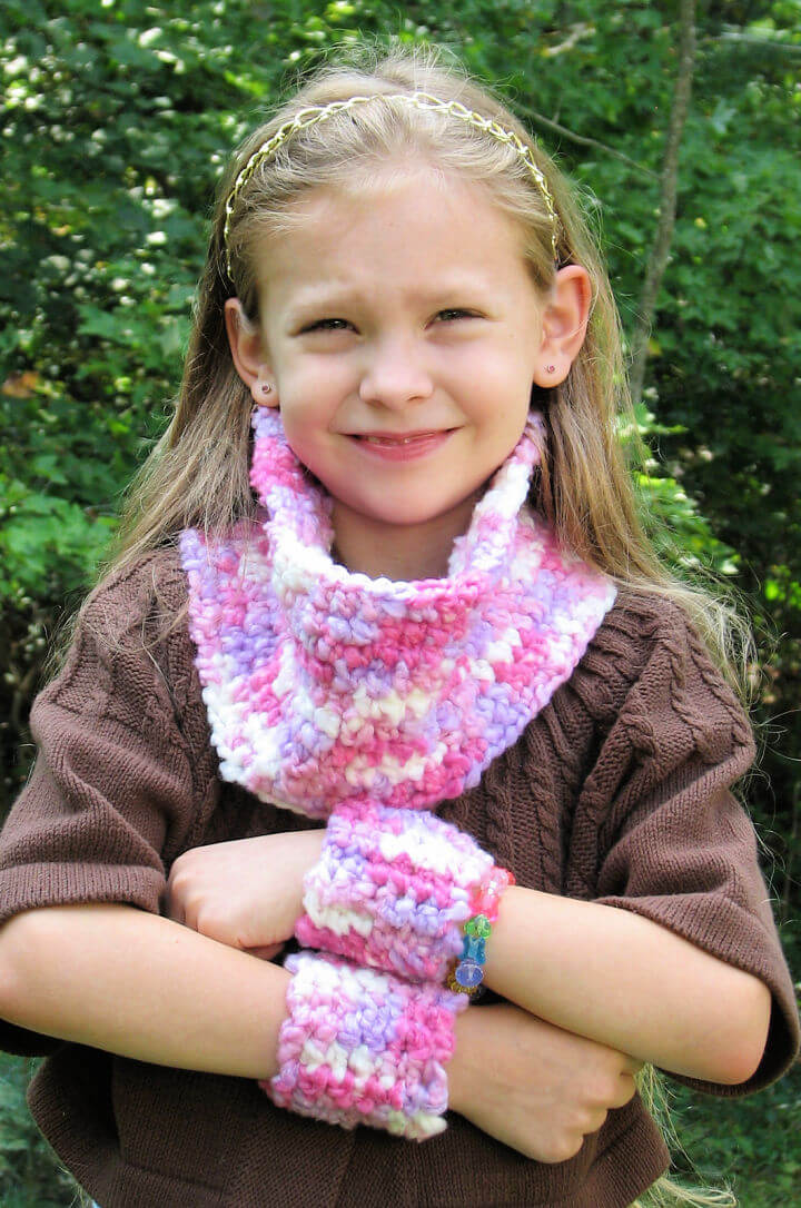 Crochet Snow Princess Neck Warmer & Cuff Set