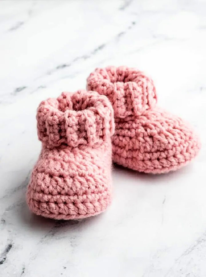 Classic Crochet Baby Booties Pattern
