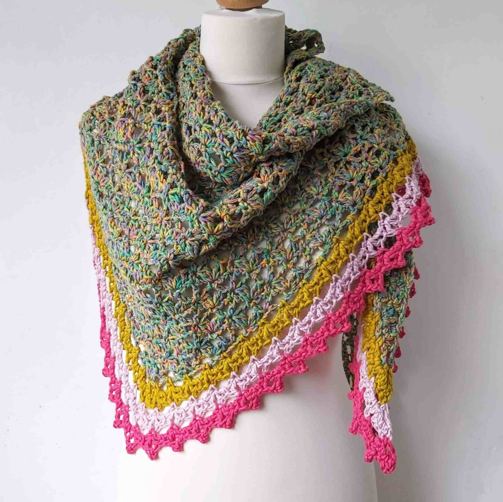 Crochet shawl free pattern
