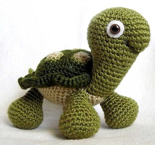 Sea turtle free crochet turtle pattern