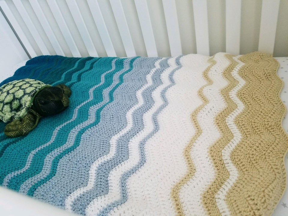 Ocean waves crochet blanket