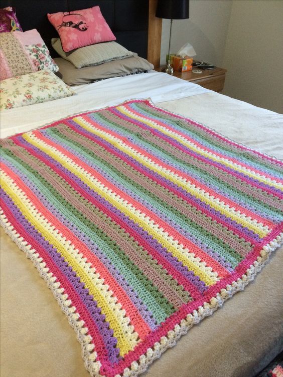 Cosy stripe baby blanket pattern