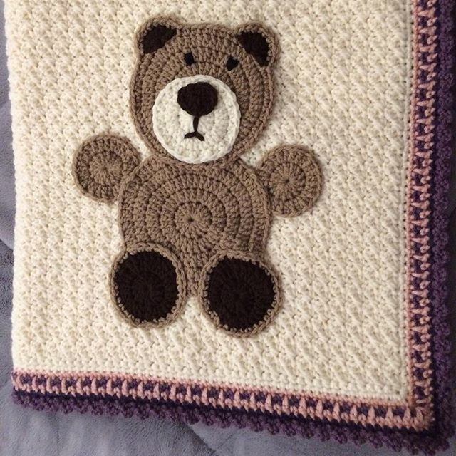 Bear crochet blanket