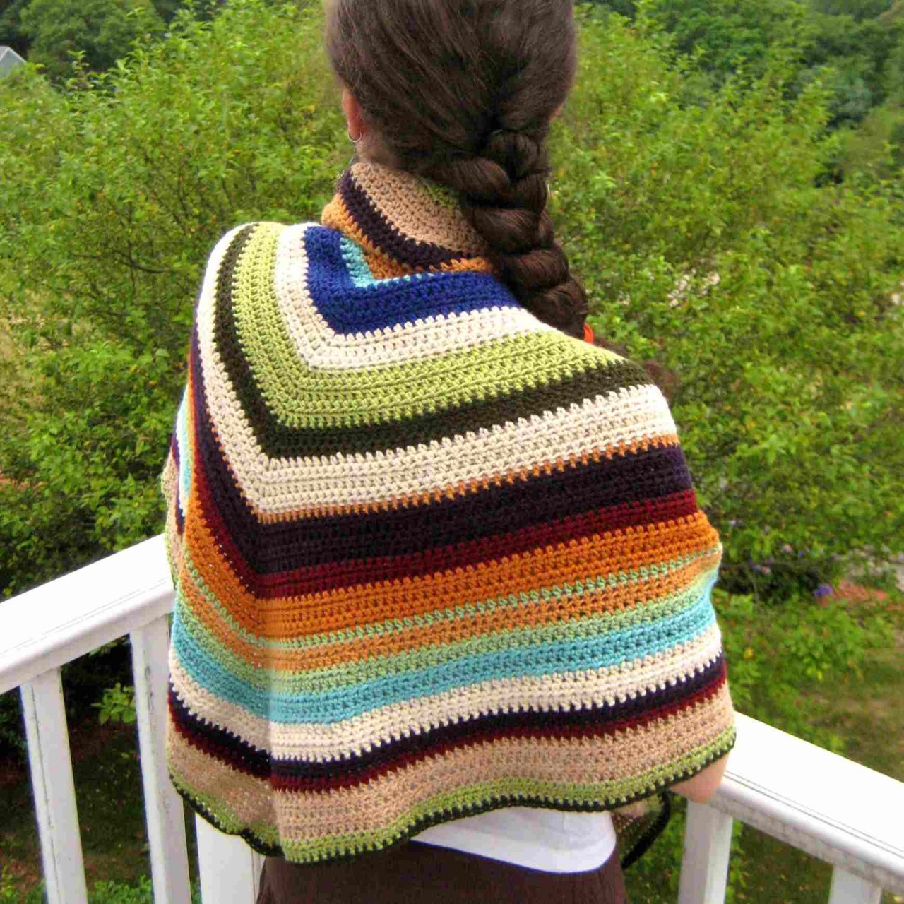 Free elegant crochet shawl patterns