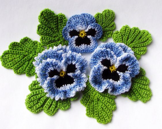 Realistic crochet flower patterns