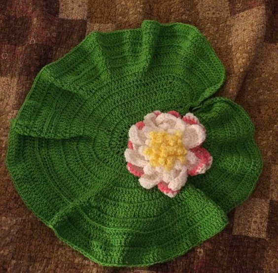 Lily pad crochet pattern