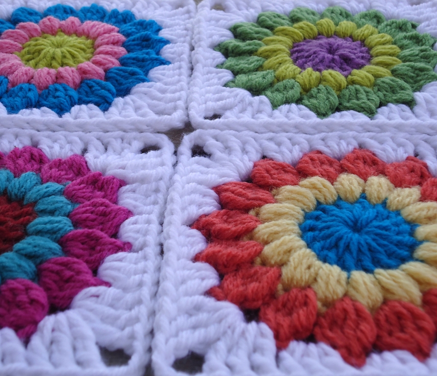 Diagram sunburst granny square pattern » Weave Crochet