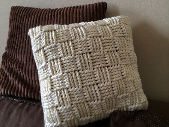 Crochet pillow cases