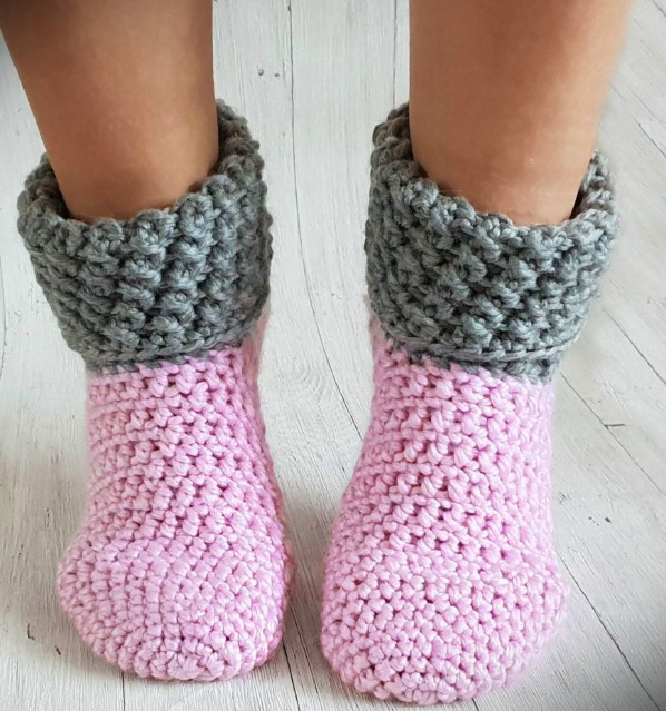 Herringbone Socks » Weave Crochet