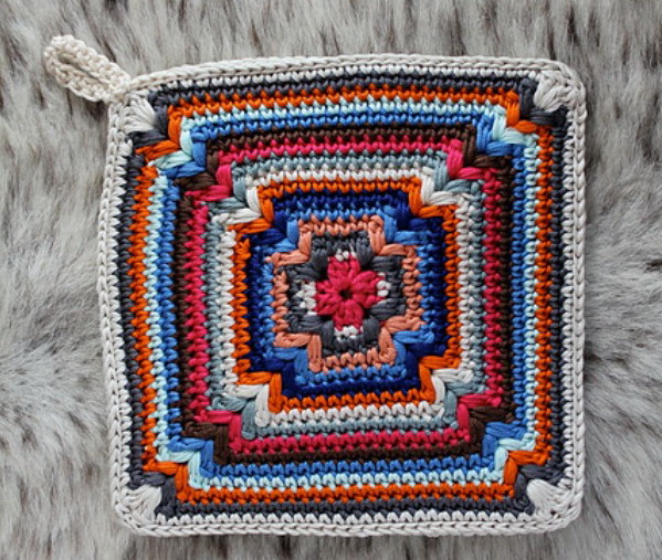 Crocheted Potholder free pattern