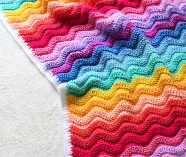 Chunky Rainbow Ripple Baby Blanket