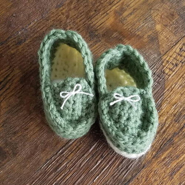 Crochet Baby Moccasins