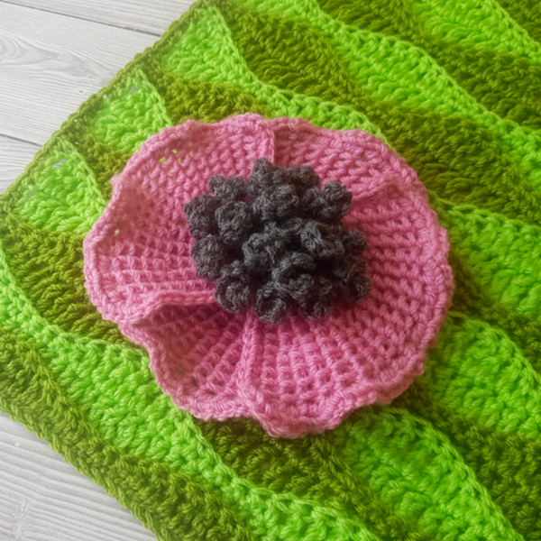 Tunisian Poppy Flower Applique Free Crochet Pattern
