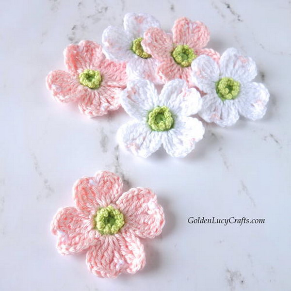 Crochet Dogwood Flower Free Pattern