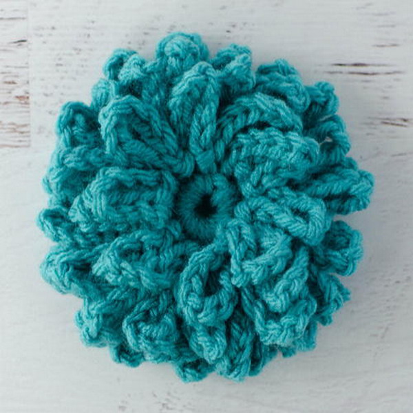 Loopy Flower Free Crochet Pattern