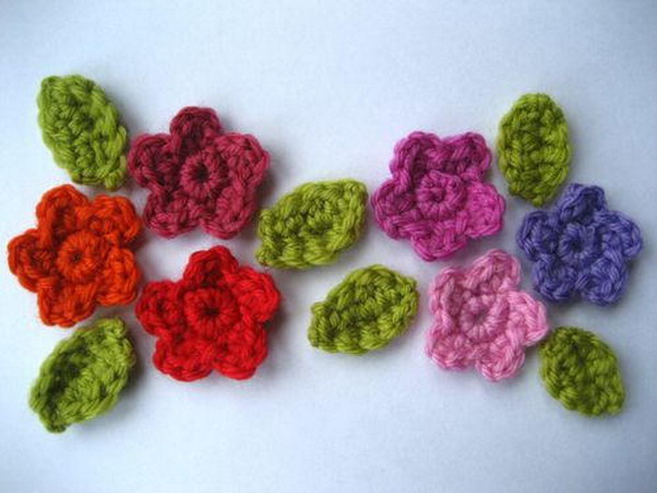 Teeny Tiny Flowers Free Crochet Pattern